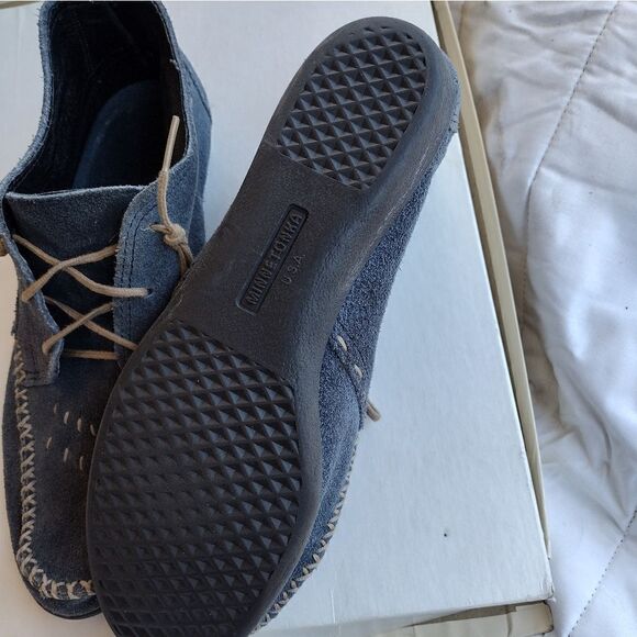 Minnetonka leather shoes  - Picture 4 of 6